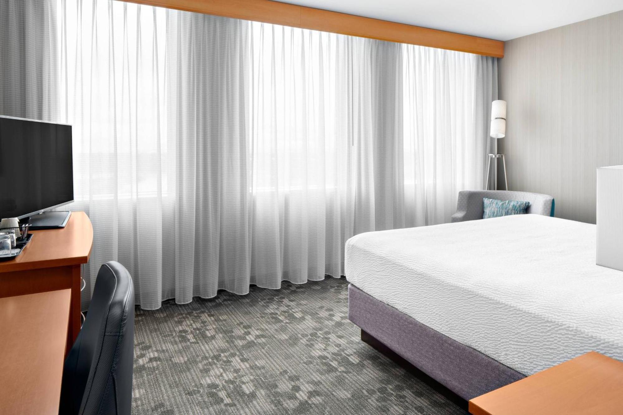 Hotel Courtyard By Marriott Downtown